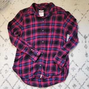 American Eagle Boyfriend Fit Flannel Women's Medium